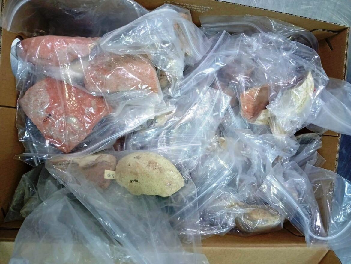قطع أثرية